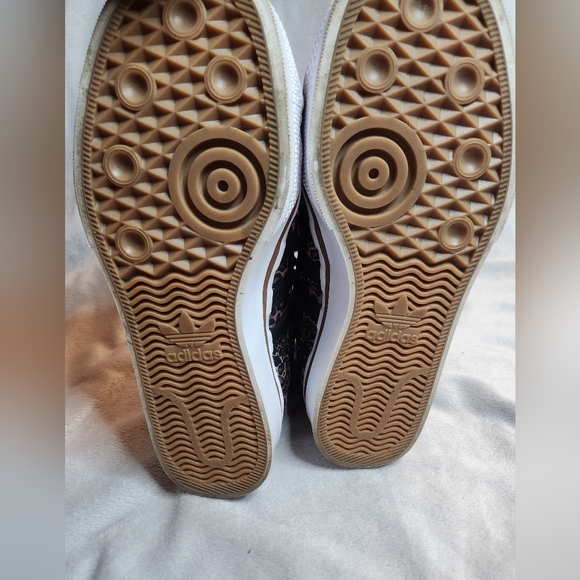 Adidas nizza high top platform sneakers - Picture 5 of 9